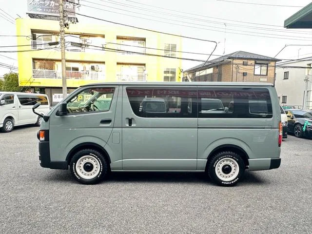 Toyota HIACE VAN LONG SUPER GL 2024 — миниатюра 3