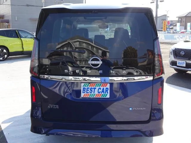 Nissan SERENA E-POWER HIGHWAY STAR V 2024 — миниатюра 4