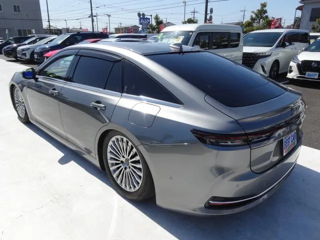 Toyota CROWN Z 2024 — миниатюра 5
