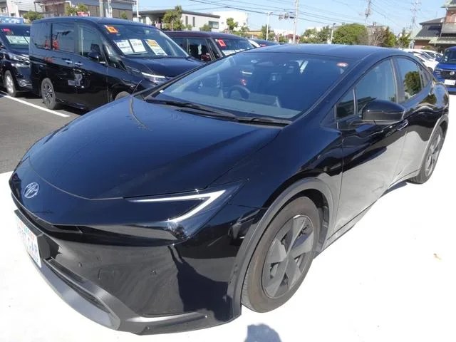 Toyota Prius U 2024 — миниатюра 2
