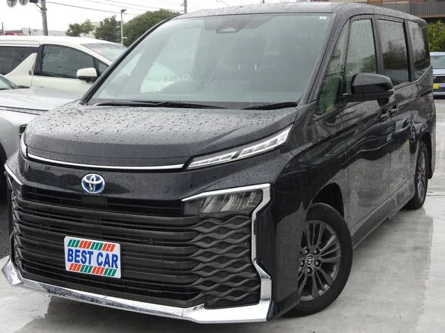 Toyota VOXY HYBRID S-G 2023 — фото 1, купить с доставкой в Москву