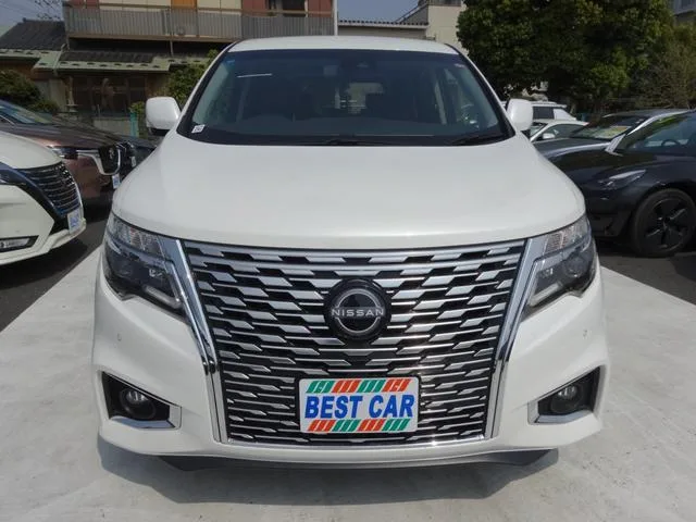 Nissan ELGRAND 250HIGHWAY STAR S 2024 — миниатюра 3