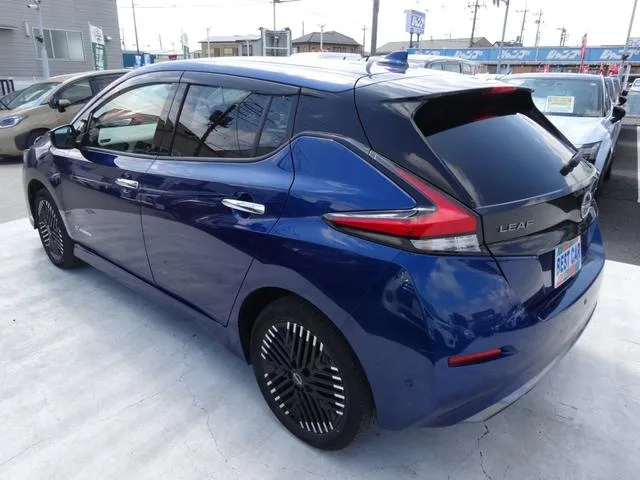 Nissan LEAF e+ G 2023 — миниатюра 5