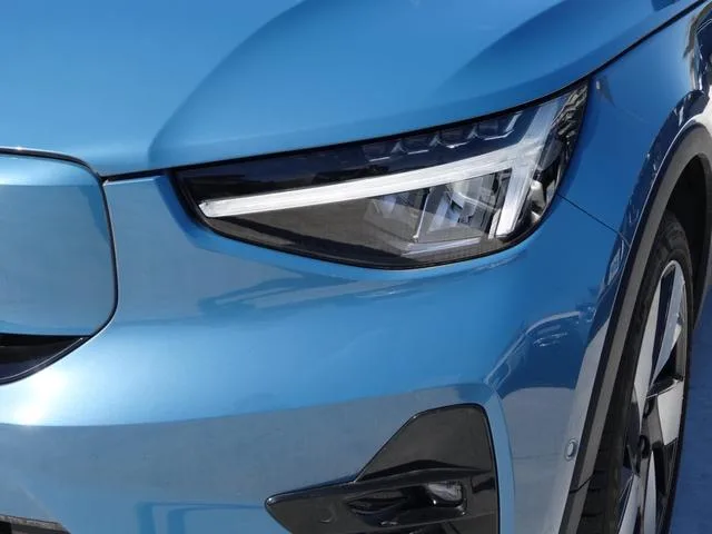 Volvo C40 RECHARGE RECHARGE ULTIMATE TWIN MOTOR 2023 — миниатюра 3