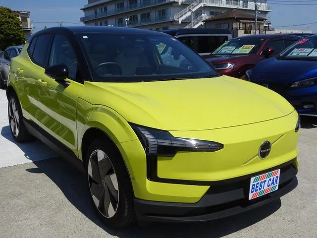 Volvo EX30 ULTRA SINGLE MOTOR EXTENDED RANGE 2024 — миниатюра 2
