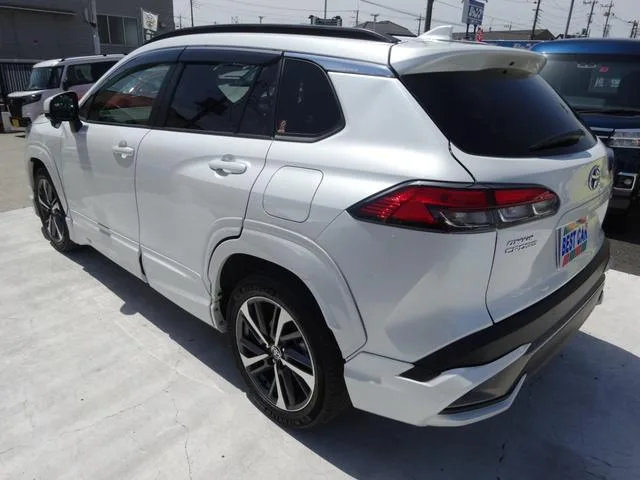 Toyota CorollaCross HYBRID Z 2024 — миниатюра 5