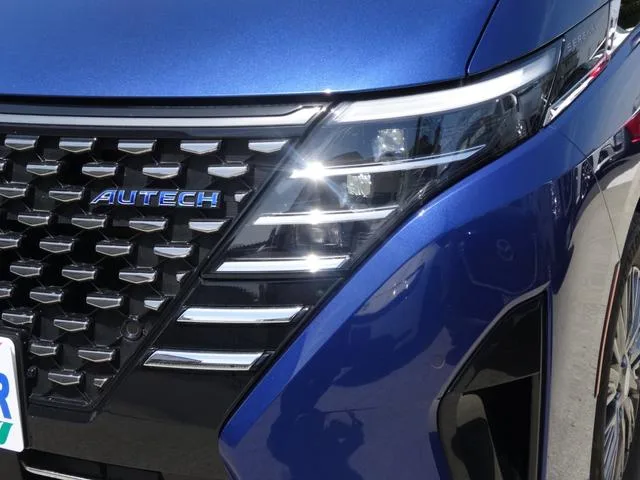 Nissan SERENA E-POWER AUTECH 2024 — миниатюра 3