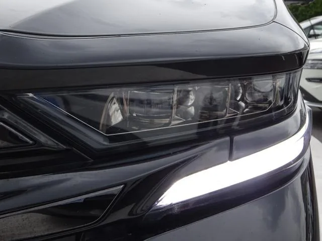 Toyota VELLFIRE HYBRID Z PREMIER 2023 — миниатюра 3