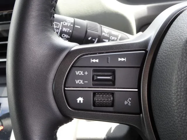 Honda FREED E:HEV CROSSTAR 2025 — миниатюра 5