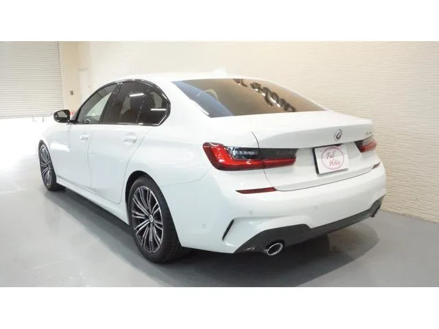 BMW 3 SERIES 320i M-SPORT 2022 — миниатюра 3