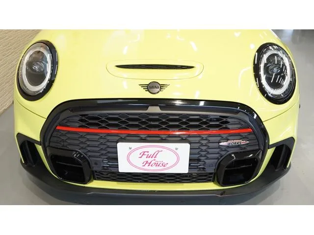 MINI MINI JOHN COOPER WORKS CONVERTIBLE JOHN COOPER WORKS TRIM 2023 — миниатюра 4