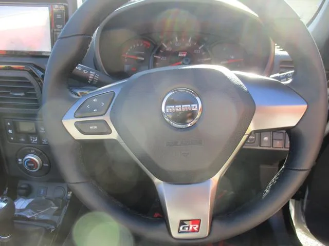 Daihatsu COPEN GR SPORT 2026 — миниатюра 4