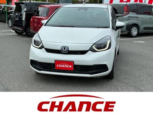 Honda FIT E:HEV BASIC 2023 — фото 1, купить с доставкой в Москву
