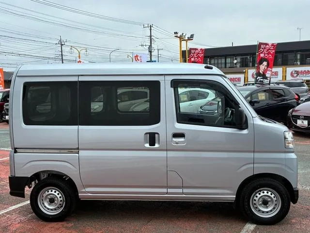 Toyota PIXIS VAN DELUXE 2024 — миниатюра 2