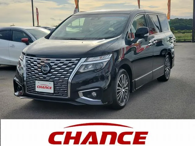 Nissan ELGRAND 250HIGHWAY STAR S 2022 — фото 1, купить с доставкой в Москву