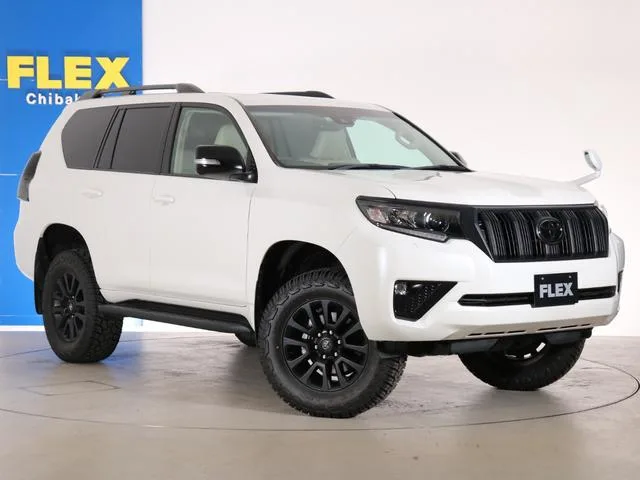 Toyota LAND CRUISER PRADO TX L PACKAGE MATT BLACK EDITION 2022 — миниатюра 4