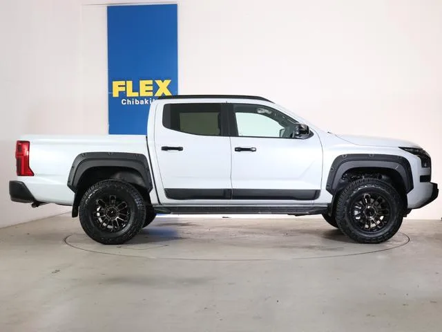 Mitsubishi TRITON GSR 2026 — миниатюра 4