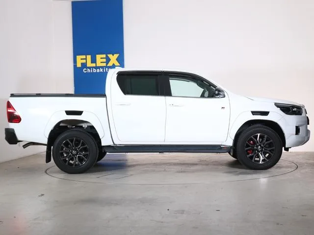 Toyota HILUX Z GR SPORT 2022 — миниатюра 4