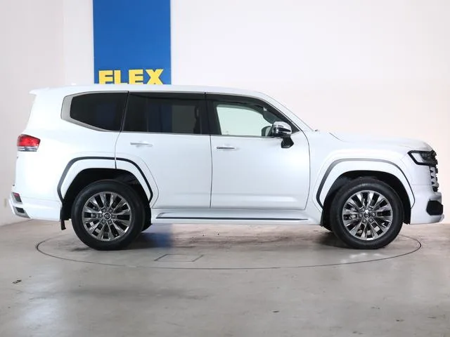 Toyota LAND CRUISER ZX 2023 — миниатюра 4