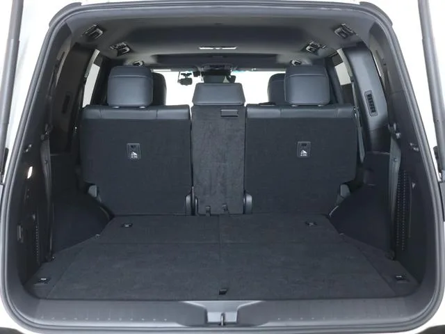 Toyota LAND CRUISER ZX 2023 — миниатюра 5