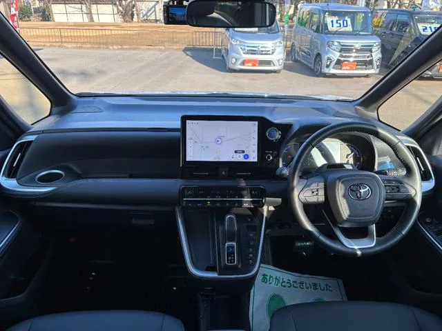 Toyota NOAH HYBRID S-Z 2022 — миниатюра 2