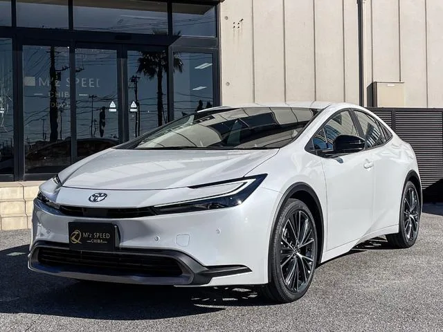 Toyota PRIUS G 2025 — фото 1, купить с доставкой в Москву