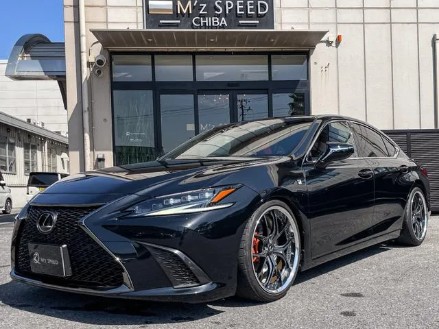 Lexus ES ES300H F SPORT 2023 — миниатюра 2