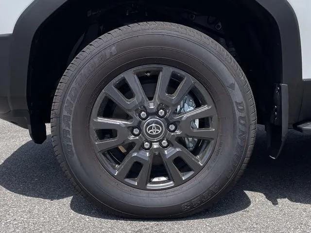Toyota LAND CRUISER 250 VX 2024 — миниатюра 5