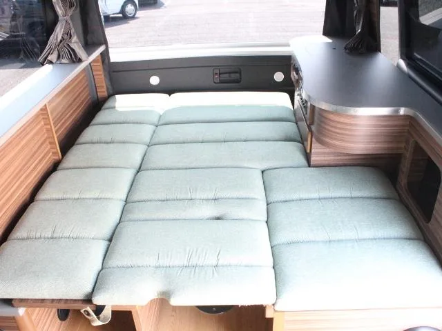 Toyota HIACE VAN 2024 — миниатюра 5