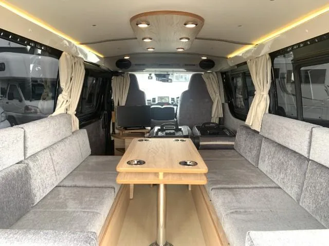Toyota HIACE VAN 2022 — миниатюра 2