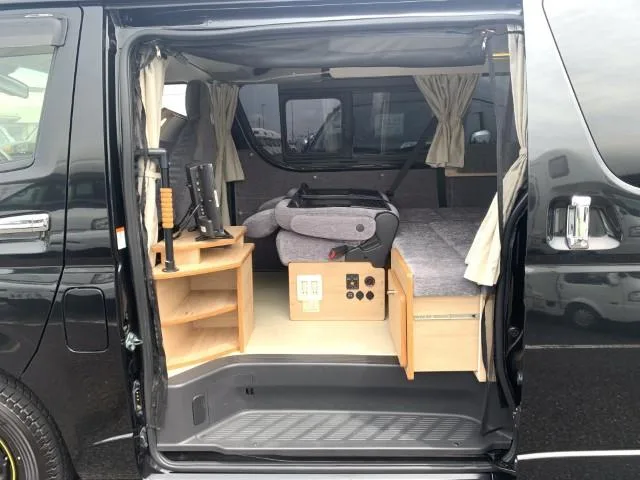 Toyota HIACE VAN 2022 — миниатюра 3