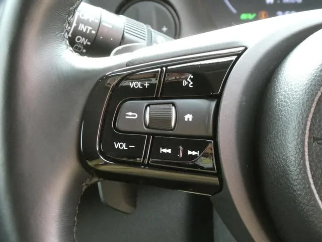 Honda VEZEL E:HEV Z 2024 — миниатюра 5