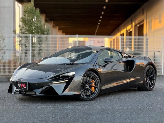 McLaren ARTURA BASE GRADE 2023 — фото 1, купить с доставкой в Москву