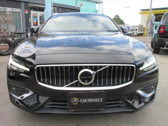 Volvo V60 ULTIMATE B4 2024 — миниатюра 5