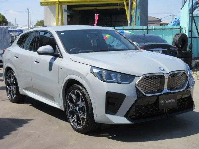 BMW iX2 X DRIVE 30 M SPORT 2025 — миниатюра 4
