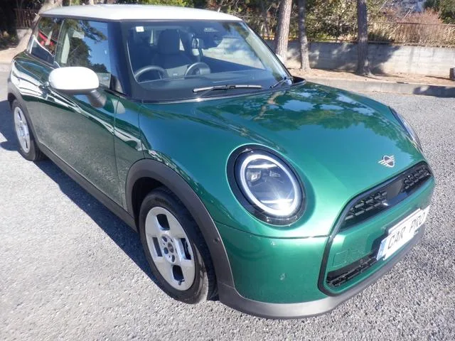 MINI MINI COOPER C CLASSIC TRIM 2024 — миниатюра 2