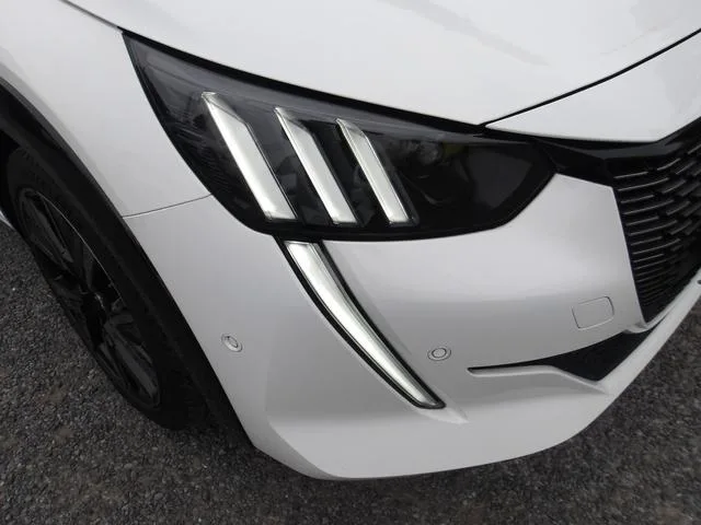 Peugeot 208 GT 2024 — миниатюра 3