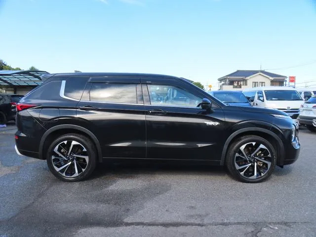 Mitsubishi OUTLANDER PHEV P 2022 — миниатюра 5