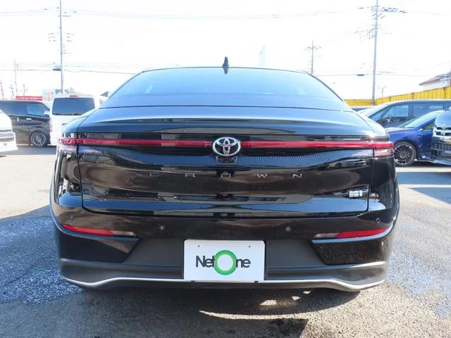 Toyota CROWN CROSSOVER RS 2025 — миниатюра 5