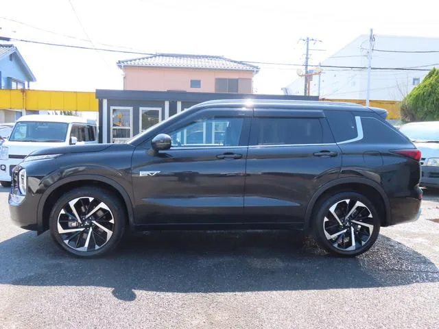 Mitsubishi OUTLANDER PHEV P 2023 — миниатюра 4