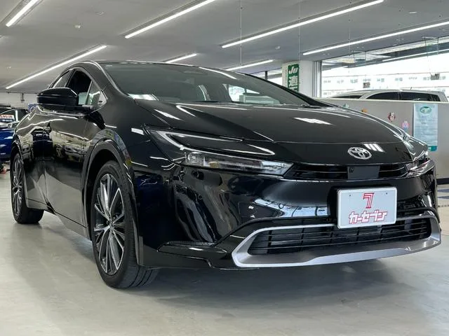 Toyota PRIUS Z 2025 — фото 1, купить с доставкой в Москву