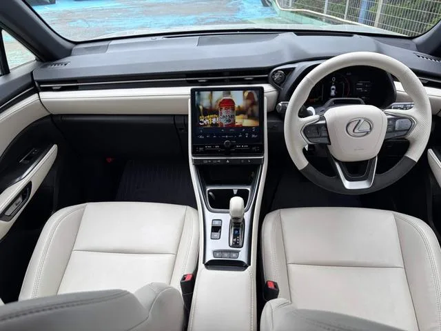 Lexus LBX ELEGANT 2025 — миниатюра 5