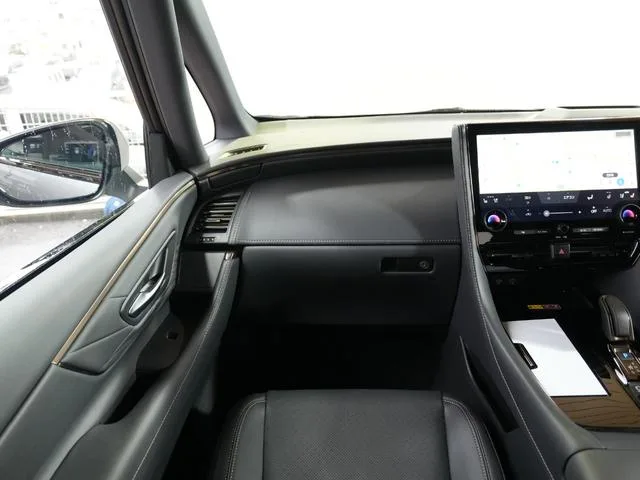 Toyota VELLFIRE HYBRID Z PREMIER 2026 — миниатюра 3