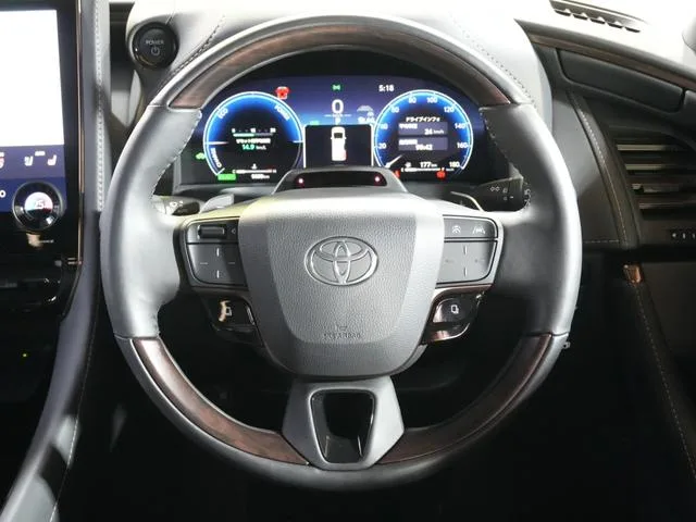 Toyota VELLFIRE HYBRID Z PREMIER 2024 — миниатюра 5