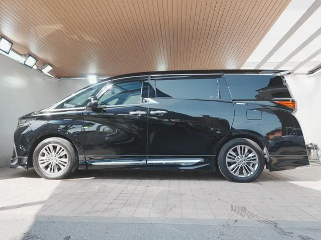 Toyota ALPHARD Z 2024 — миниатюра 3