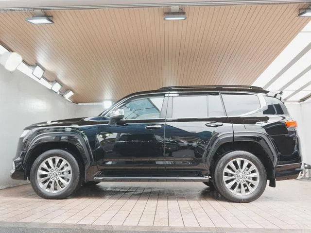 Toyota Land Cruiser ZX 2026 — миниатюра 3