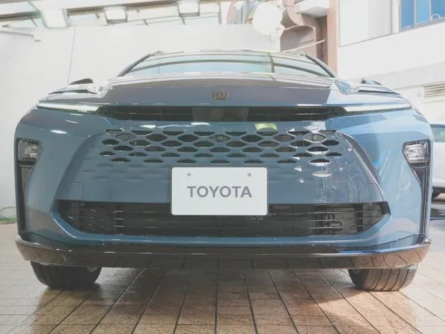 Toyota CROWN ESTATE Z 2025 — миниатюра 3