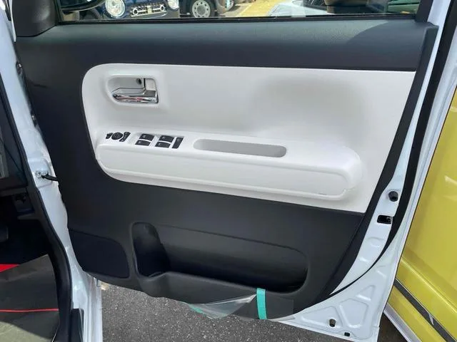 Daihatsu MOVE CANBUS STRIPES G 2025 — миниатюра 5