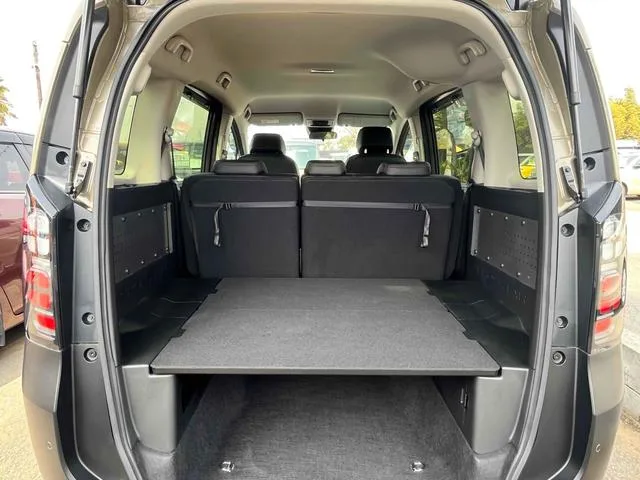 Honda FREED E:HEV CROSSTAR 2024 — миниатюра 5