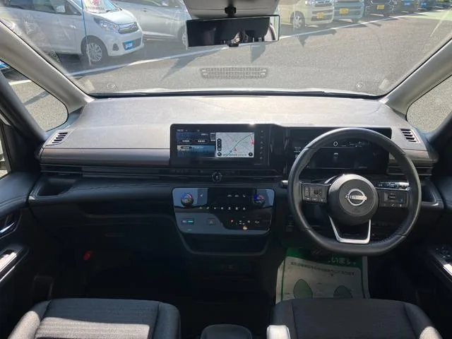 Nissan SERENA E-POWER HIGHWAY STAR V 2023 — миниатюра 2